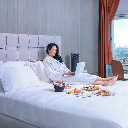 Adam Hotel Suites Tunisi Esterno foto
