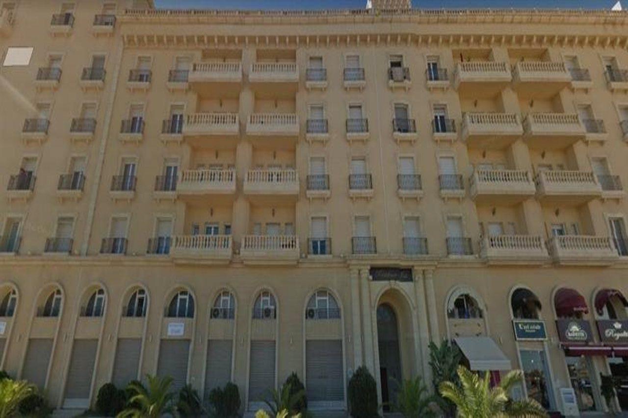 Adam Hotel Suites Tunisi Esterno foto