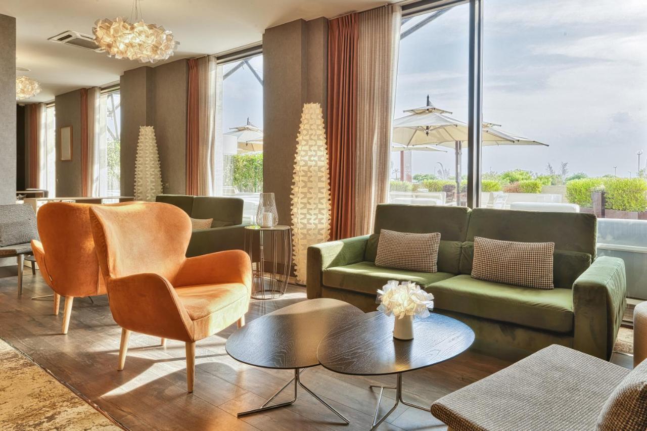 Adam Hotel Suites Tunisi Esterno foto