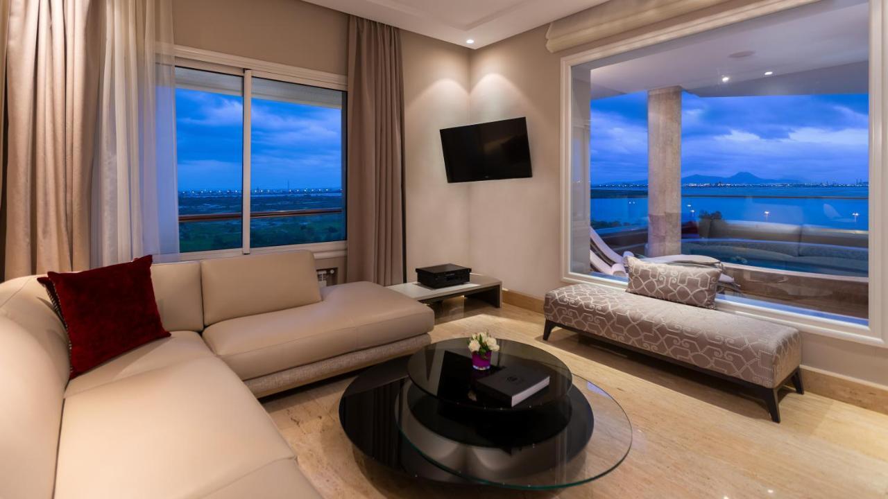Adam Hotel Suites Tunisi Esterno foto
