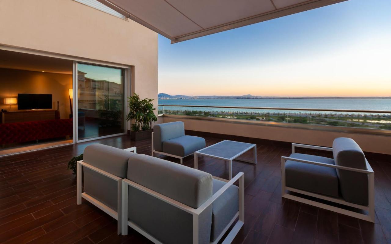 Adam Hotel Suites Tunisi Esterno foto