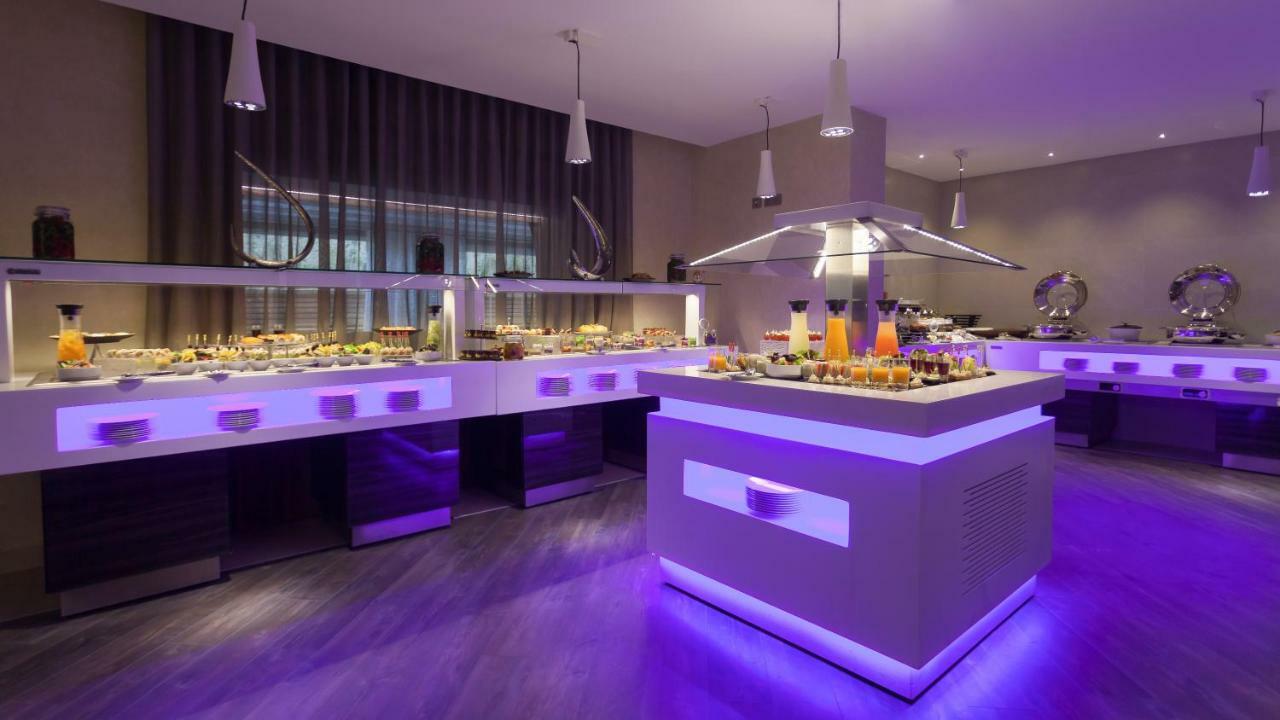 Adam Hotel Suites Tunisi Esterno foto